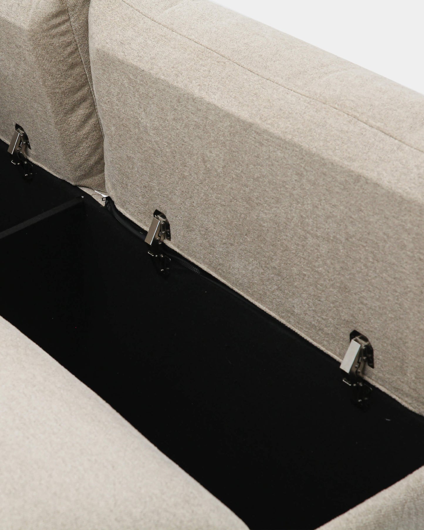 sofá chaiselongue con arcón