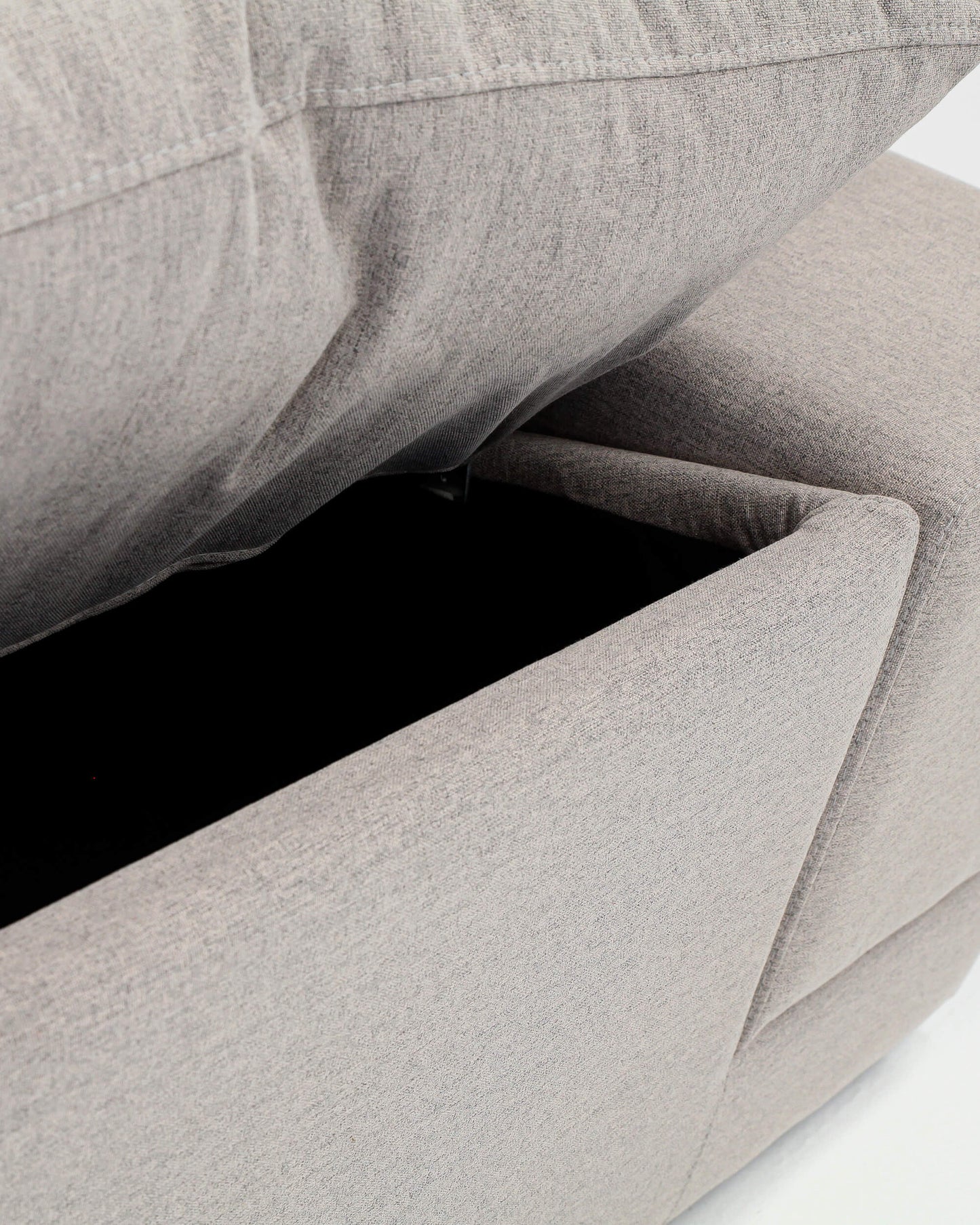 Sofá chaiselongue con arcón