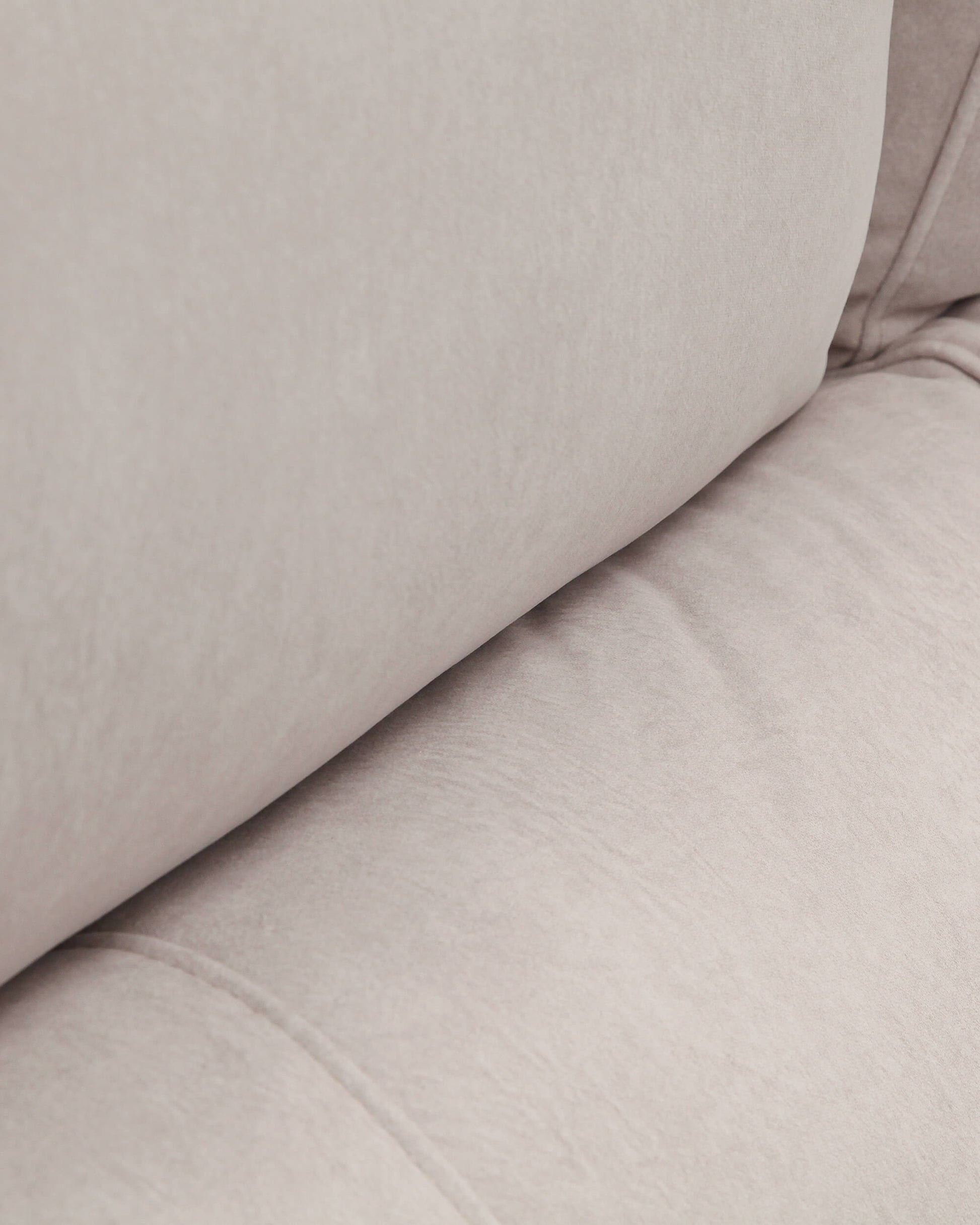 sofá chaiselongue con almacenaje