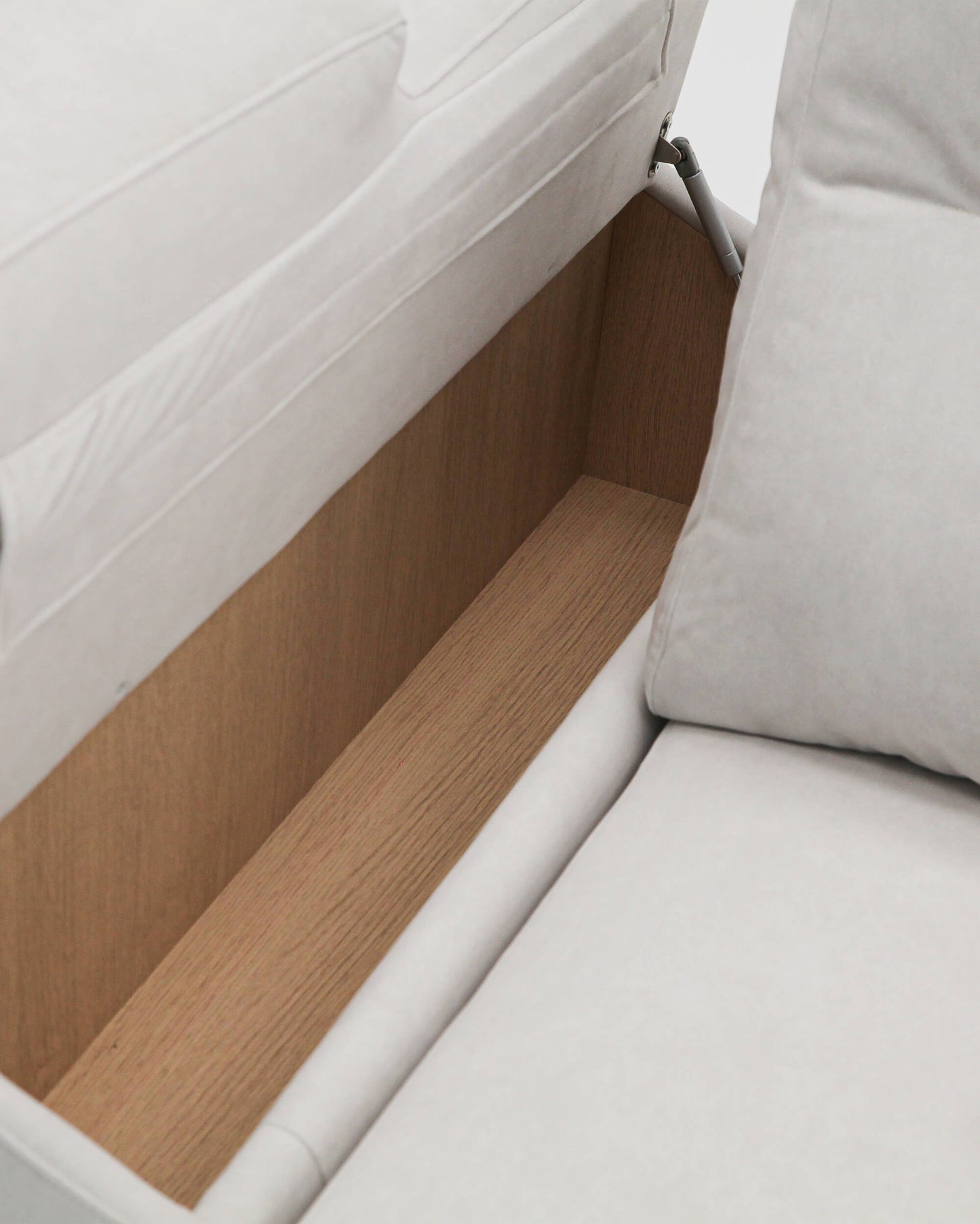 sofá chaiselongue con arcón