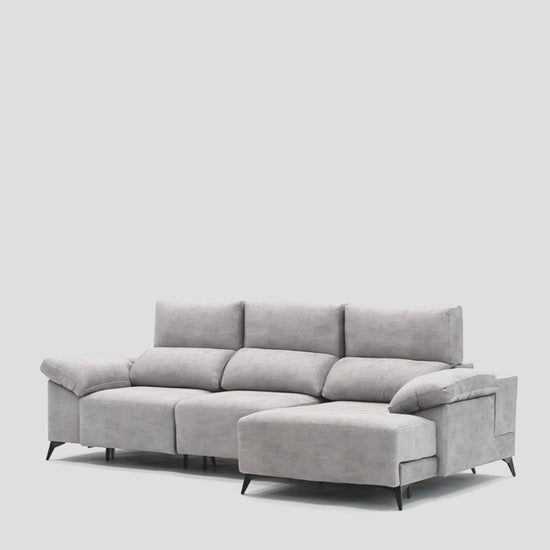sofá chaiselongue gris claro